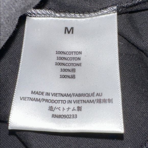 NWT Essentials Tee - Picture 4 of 4